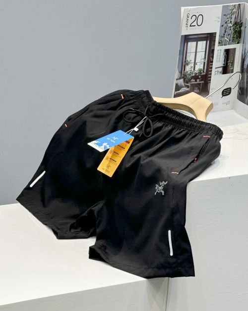 Arc'teryx Men's Summer Quick-Dry Ice Silk Casual Five-Point Shorts 1 Arc’teryx Men’s Summer Quick-Dry Ice Silk Casual Five-Point Shorts