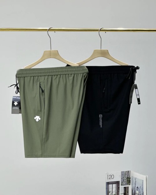 Descente Men's Ice Silk Quick-Dry 5-Pocket Shorts - Comfortable & Breathable 1 Descente Men’s Ice Silk Quick-Dry 5-Pocket Shorts – Comfortable & Breathable