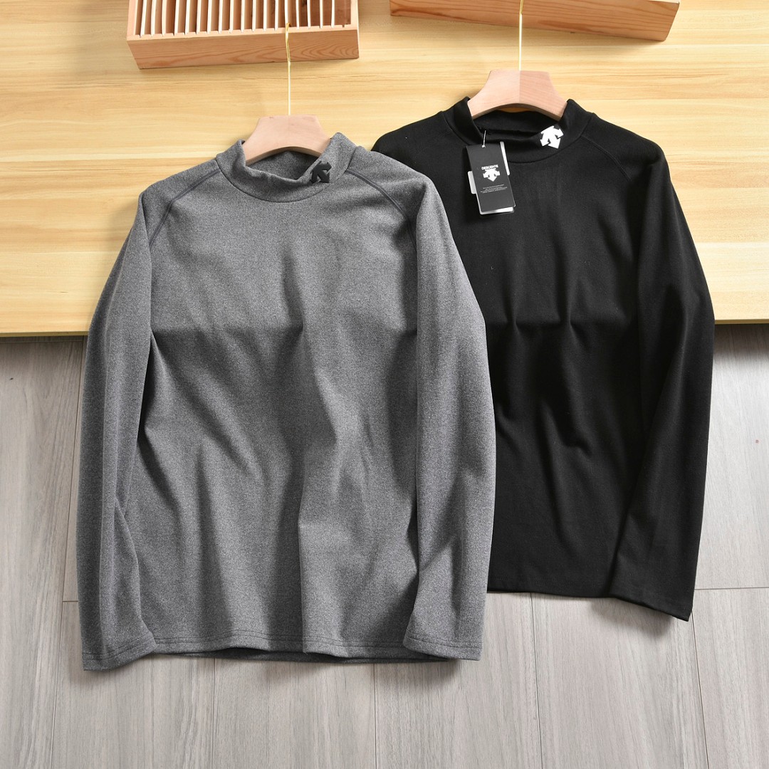 售后到明年）上新P95
进口双面德绒 强力保暖一件顶三件!
迪桑特男子半高领加厚长袖训练健身运动打底衫保暖内衣，进口双面磨毛德绒加厚面料!超强弹力！
颜色：黑色 深灰&nbsp;&nbsp; 尺码:&nbsp; L,XL,2XL,3XL
双面德绒打底保暖衣，采用超强弹力高端PRO，升级版强力伸缩 具有强力伸缩的同时， 装饰出最好的身体线条，还可以更好的保护你的肌肉，皮肤关节等等。
高弹力有助于改善运动灵活性！上身体验非常舒适，人体工程学设计，减少接缝与高磨损区域的接触，提升上身包裹性和舒适性，后部稍长的定型下摆设计！
3D立体硅胶小标logo，绝对的高品质好货，强烈推荐！喜欢运动健身的朋友们不要错过！