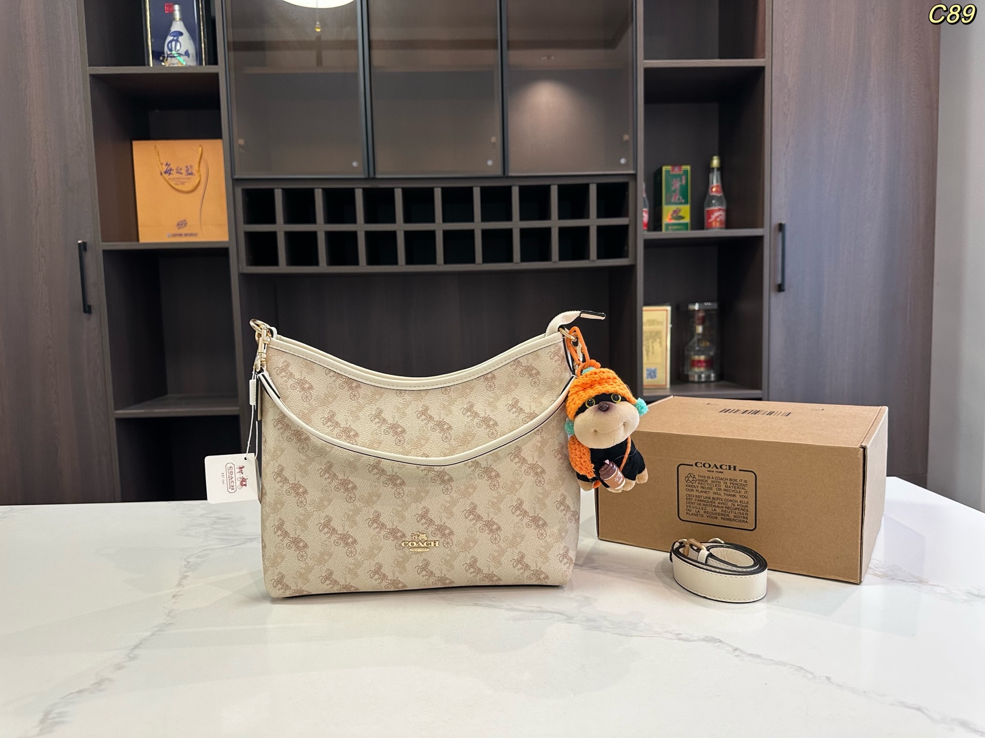 Caja de avión ✈️ tamaño: 31*23cm, bolso vagabundo Coach laurel nuevo, realmente hermoso, casual y perezoso, f…