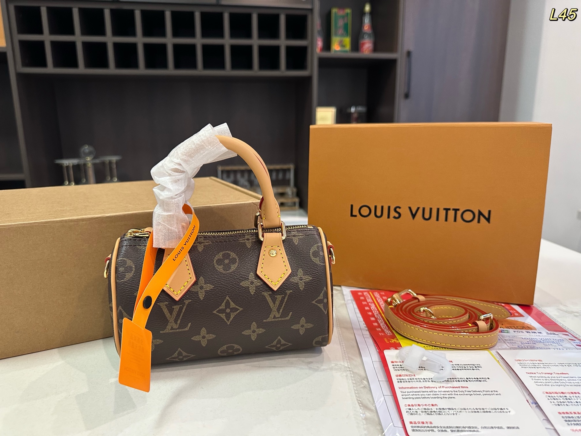 Steel Hardware P233 Folding Box Airplane Box️ Transcoding Chip | | Size: 16cm | The Elegant And Low-key Appearance Design And Spacious Bag Body Add Practicality