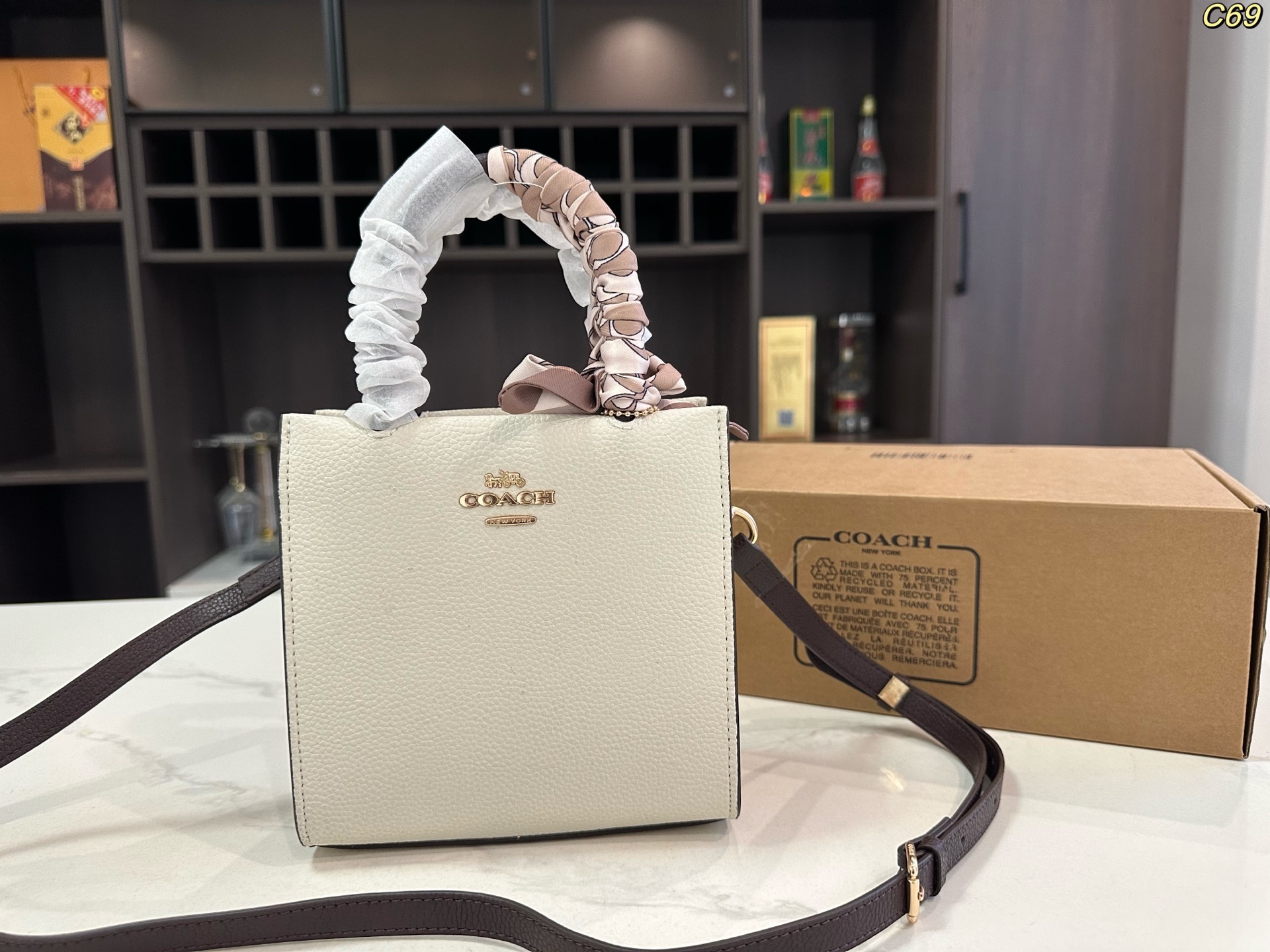 _dvd9sGAxytSLkj5NdeKg9R2FF0ST1D4viMeSg_A