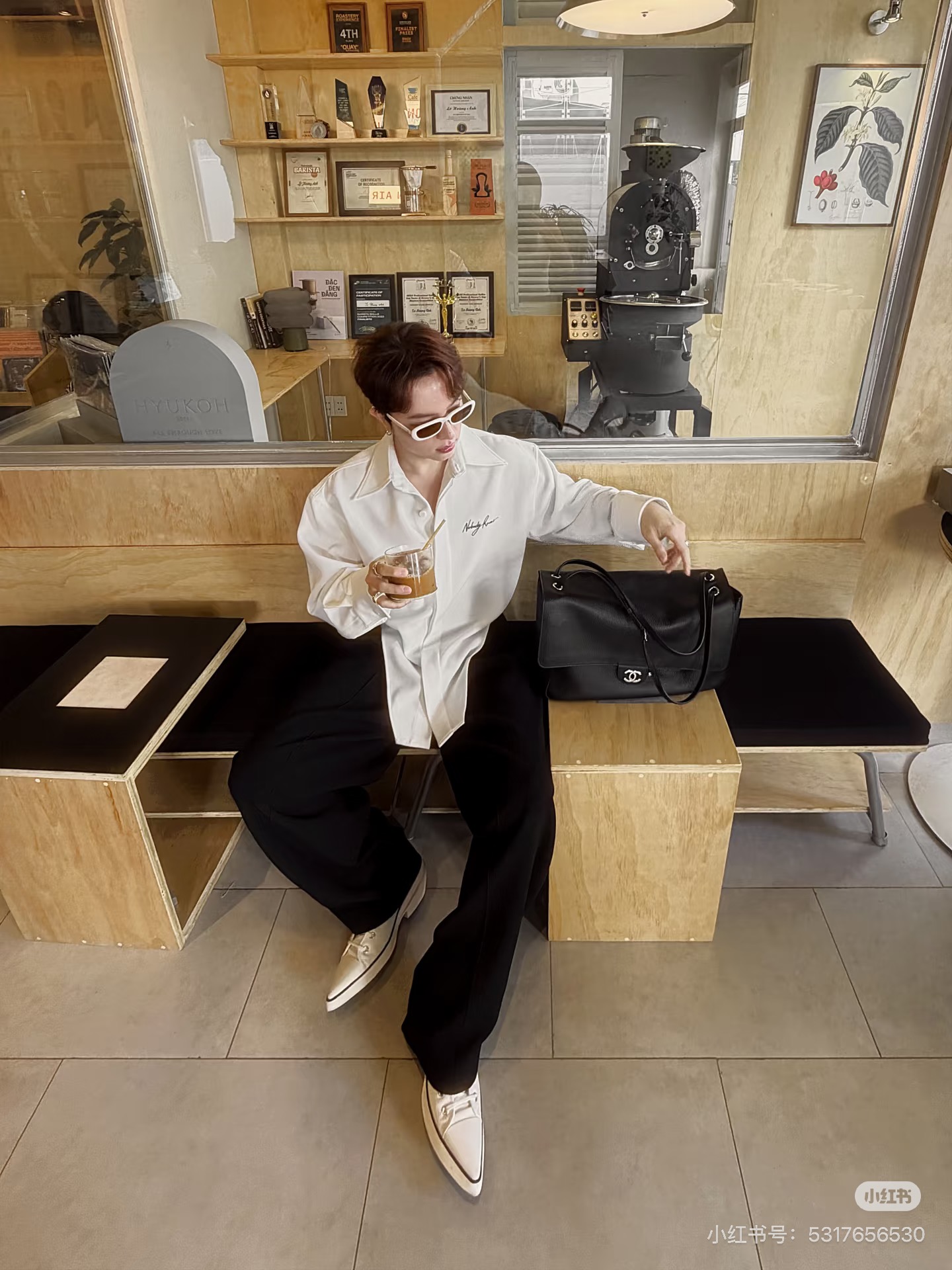 The Texture Is Very High-end. I Wear It Every Day When I Go Out On The Street. It Has A 100% Chance Of Turning Heads. It’s This Casual And Lazy Feeling