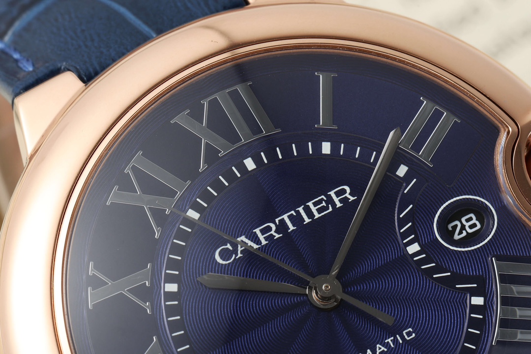 Cartier Luxury Watch Collection 4