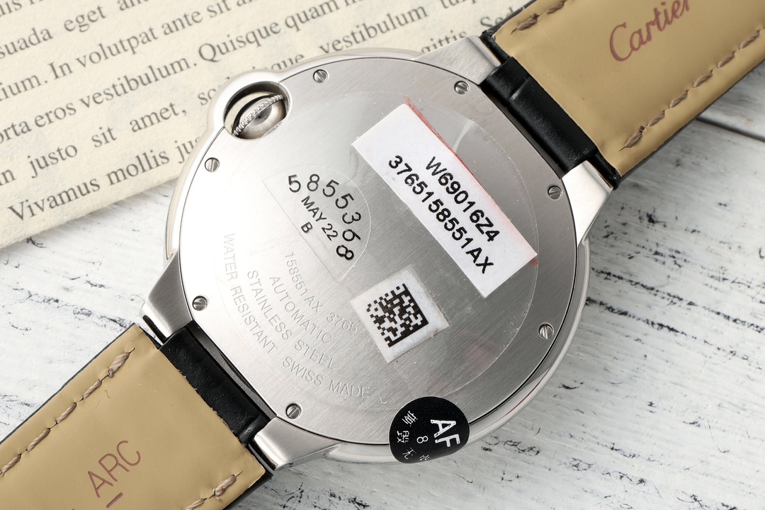 Cartier Luxury Watch Collection 6