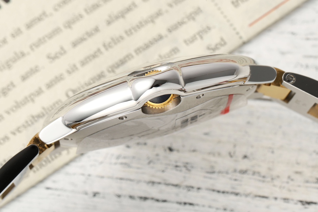 Cartier Luxury Watch Collection 6