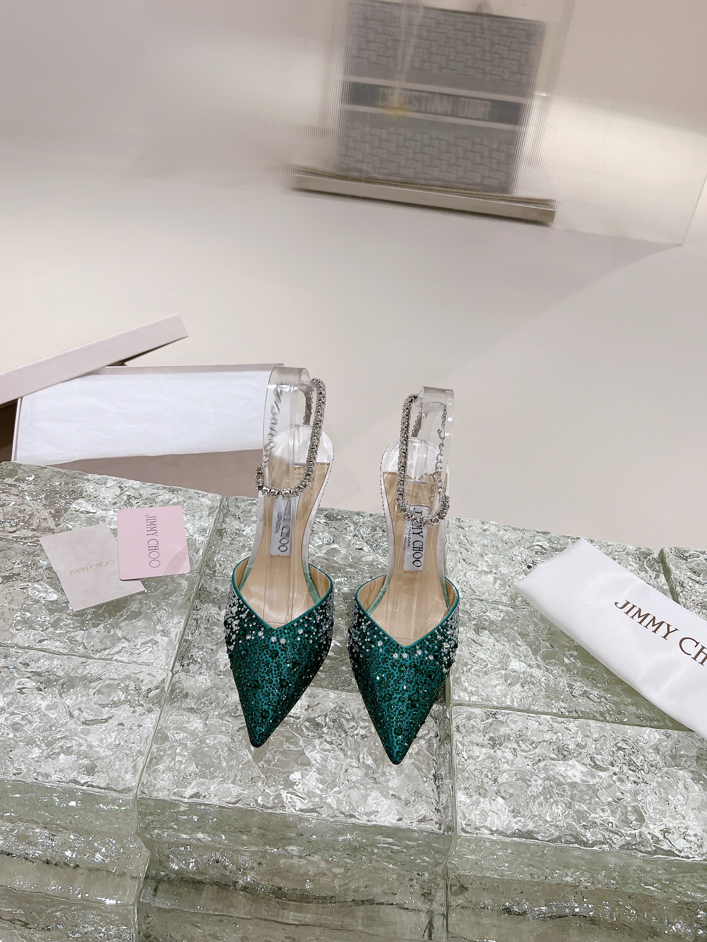 JIMMY CHOO высокаабцасныя сандалі сандалі з адкрытай пяткай і завязкамі востраносыя туфлі з глыбокім выразом крыштальныя завязкі + імпартаваная авечая скура поўназерністая крыштальная авечая скура