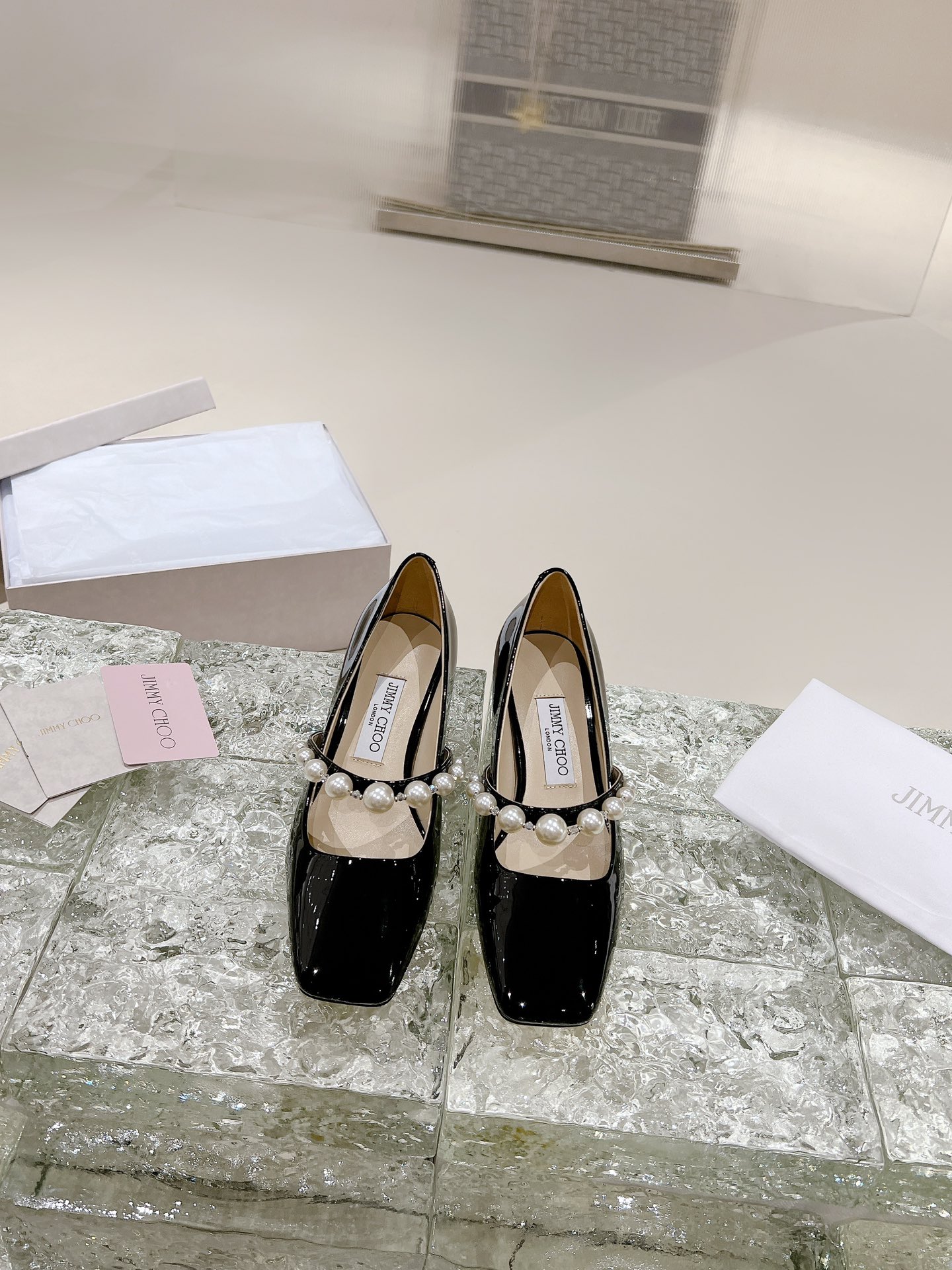 NO:223191,Pearl decorative black patent leather, high heels19860909珍珠装饰黑色漆皮,高跟鞋,high heels,Women's Shoes