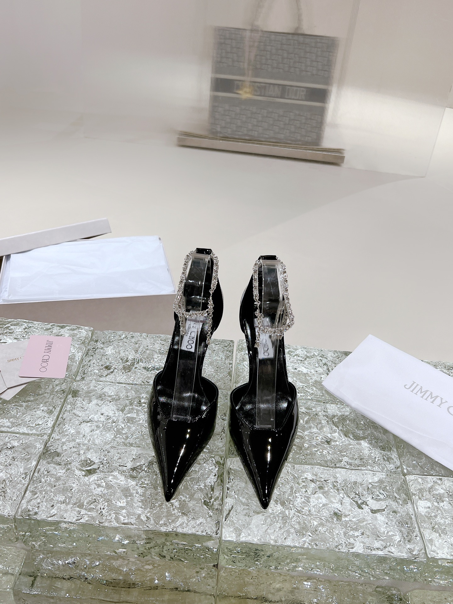 JIMMY CHOO 하이힐 뾰족코 펌프스 크리스털 스트랩 + 수입 양가죽 풀그레인 크리스털 양가죽
