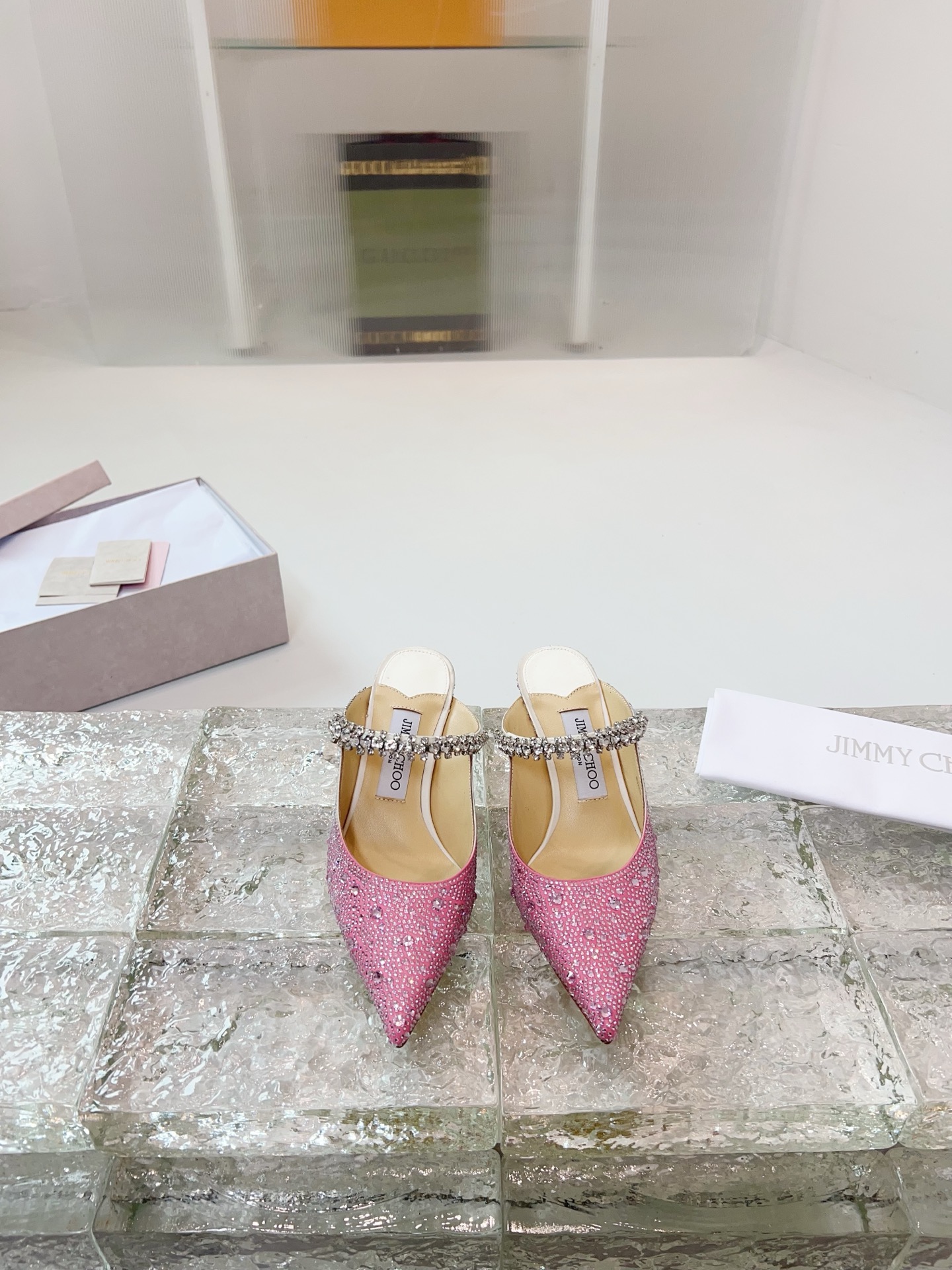 JIMMY CHOO Escarpins Sandales à talons Sandales ouvertes à l'arrière Escarpins à bout pointu Sangle en cristal + cuir de mouton importé Cuir de mouton grainé cristal