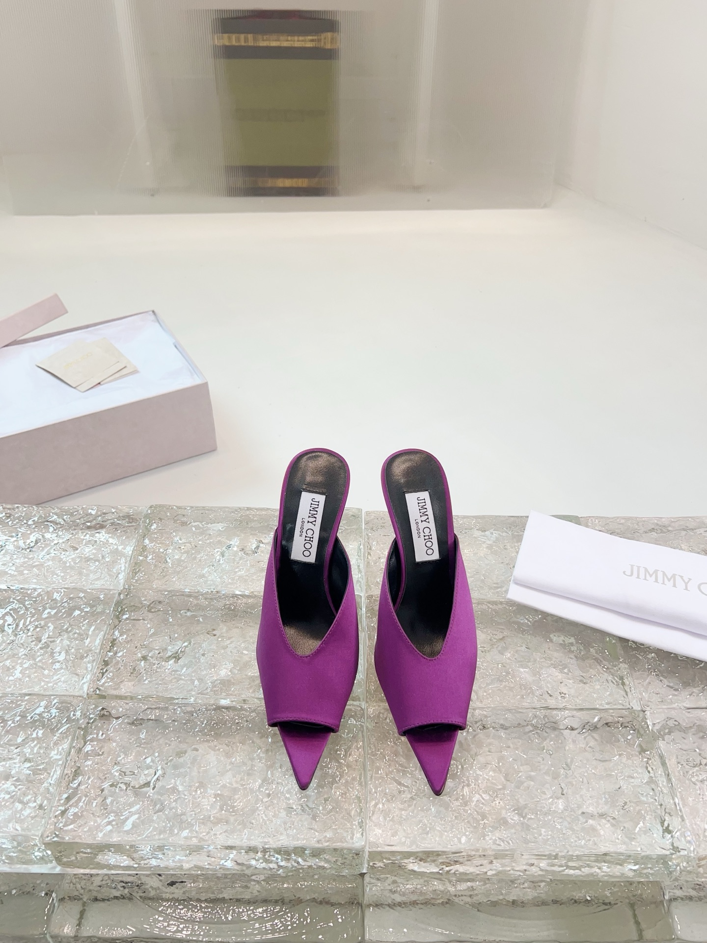 JIMMY CHOO Escarpins Sandales à talons Sandales ouvertes à l'arrière Escarpins à bout pointu Sangles en cristal + cuir de mouton importé Cuir de mouton grainé cristal