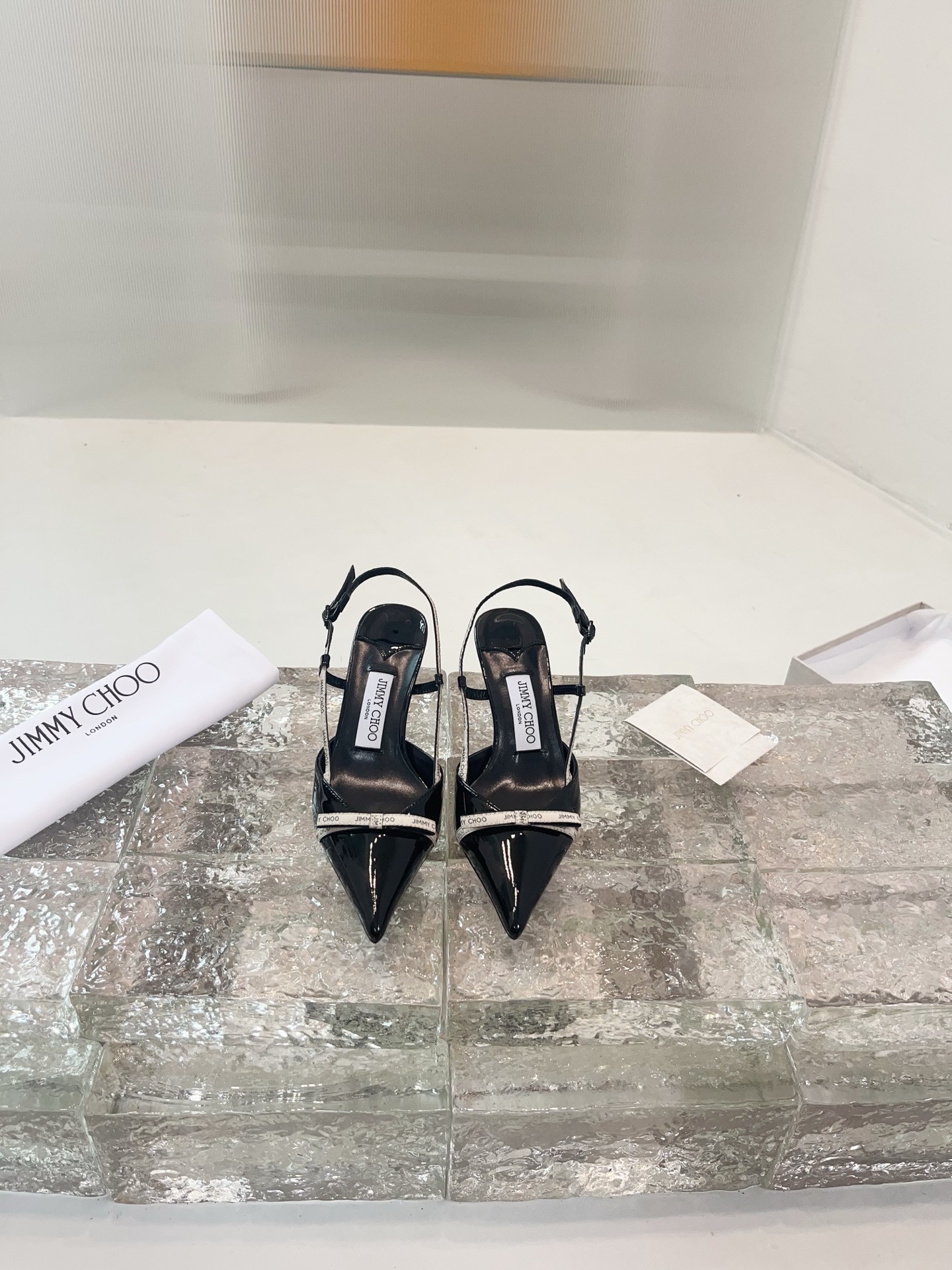 JIMMY CHOO hoge hakken sandaal enkelbandjes sandaal pumps met puntige neus kristallen bandjes + geïmporteerd lamsleer volledig nerf kristallen lamsleer