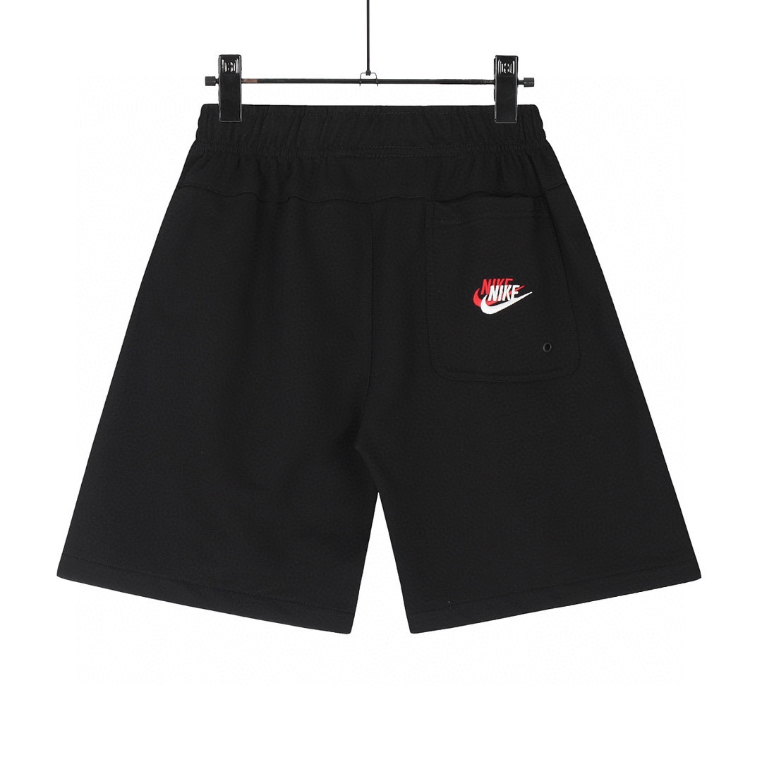 Nike Sportswear Embroidered Cotton Shorts – Premium Quality and Stylish Design - 图片 5