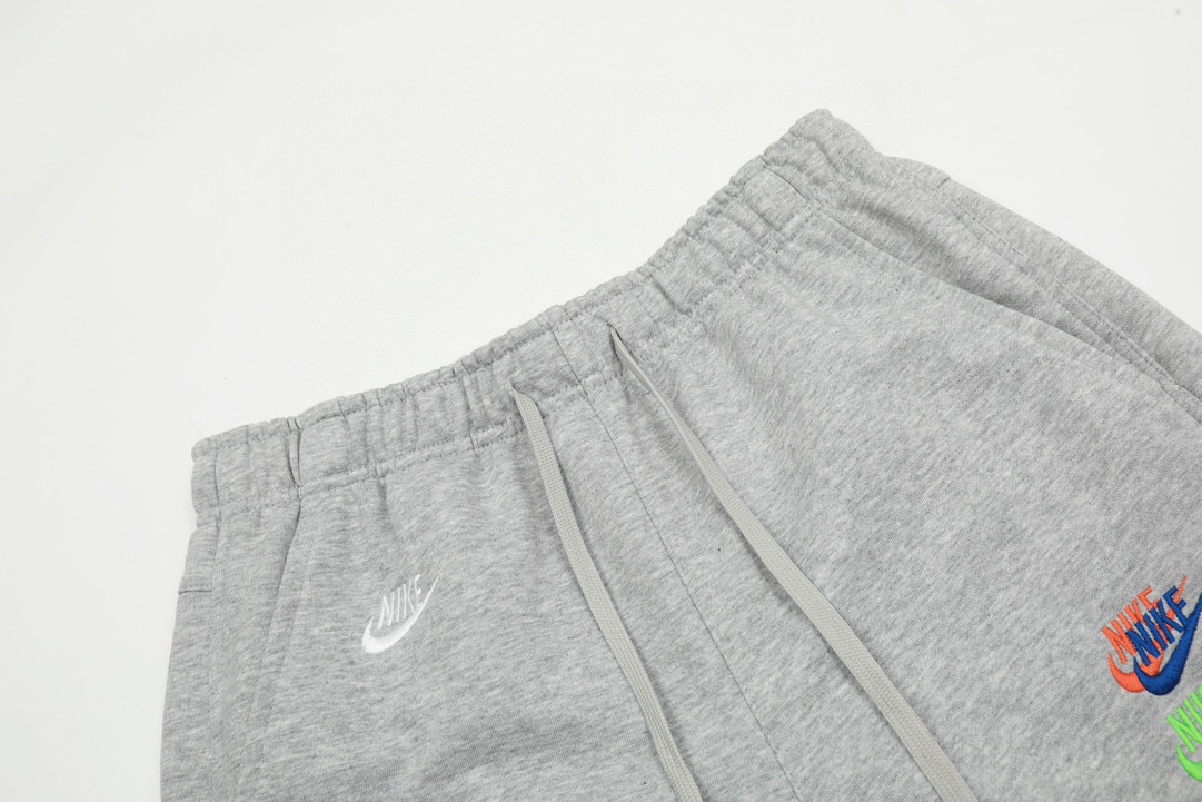 Nike Sportswear Embroidered Cotton Shorts – Premium Quality and Stylish Design - 图片 6