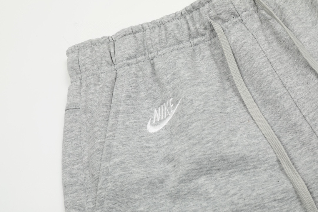 Nike Sportswear Embroidered Cotton Shorts – Premium Quality and Stylish Design - 图片 8
