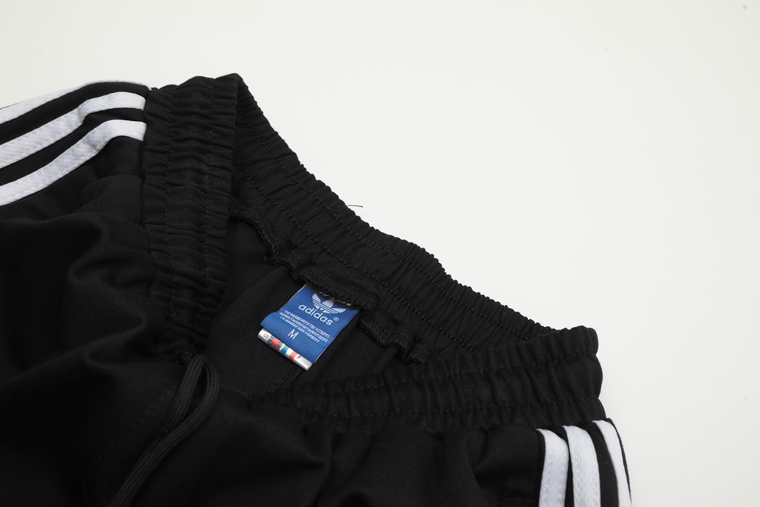 GTR#605 Adidas Striped Shorts: Functional, Stylish, Comfortable in Various Sizes - 图片 6