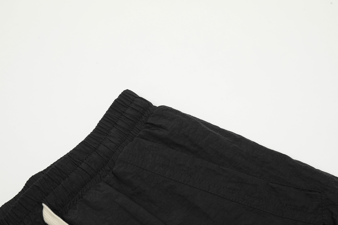 Nike Double-Layered Couple-Weave Shorts: Stylish and Functional Outdoor Fashion Choice - 图片 7
