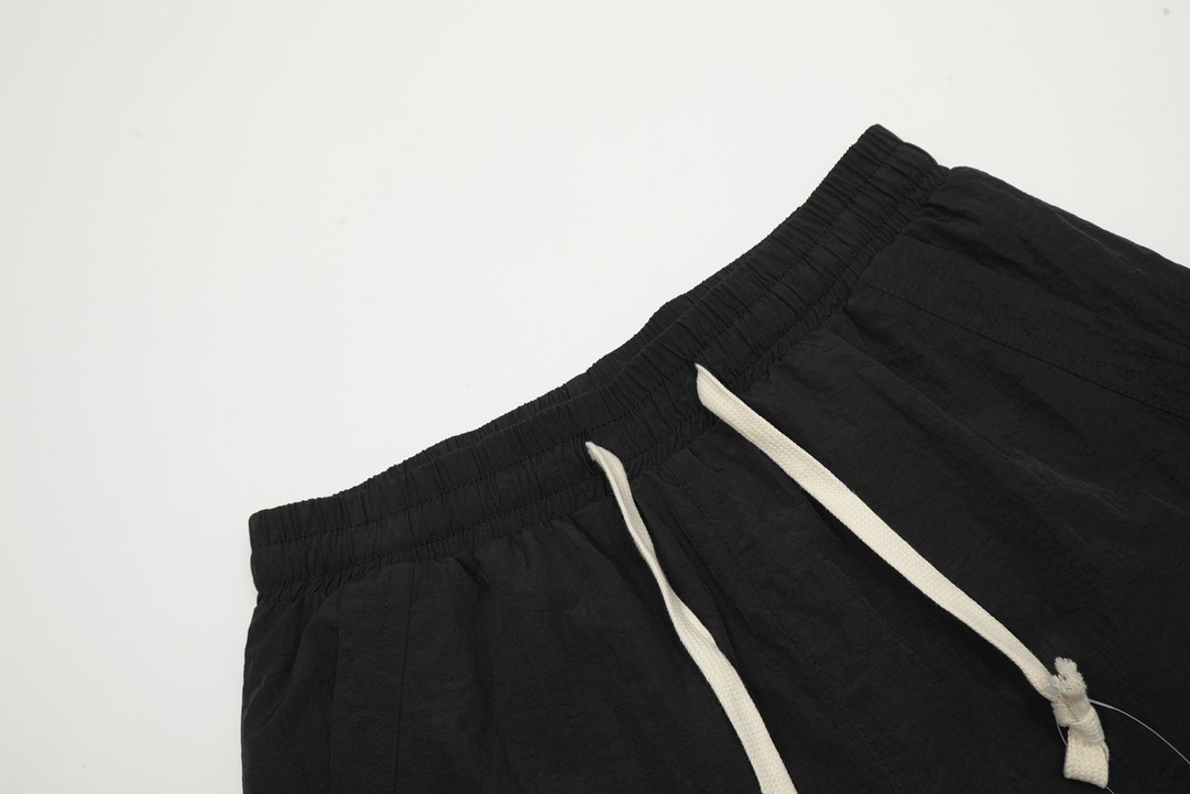 Nike Double-Layered Couple-Weave Shorts: Stylish and Functional Outdoor Fashion Choice - 图片 8