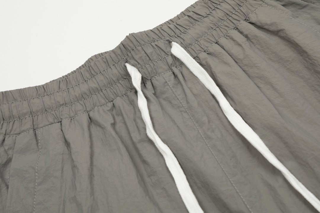 Adidas Summer 2022 Collection: Comfortable, Stylish Knitted Shorts with Embroidered Logo - 图片 9