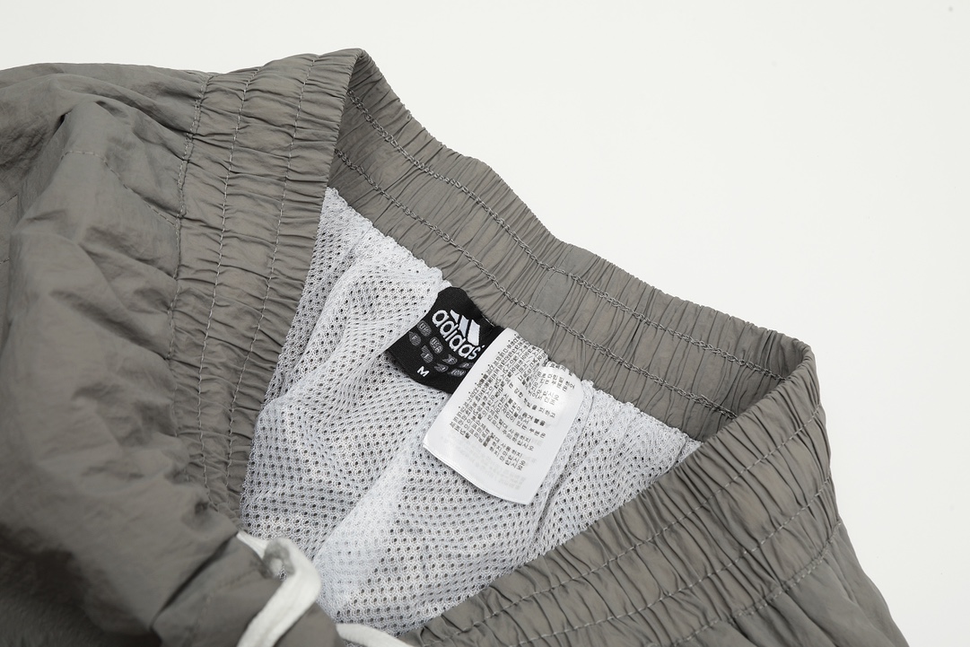 Adidas Summer 2022 Collection: Comfortable, Stylish Knitted Shorts with Embroidered Logo - 图片 8