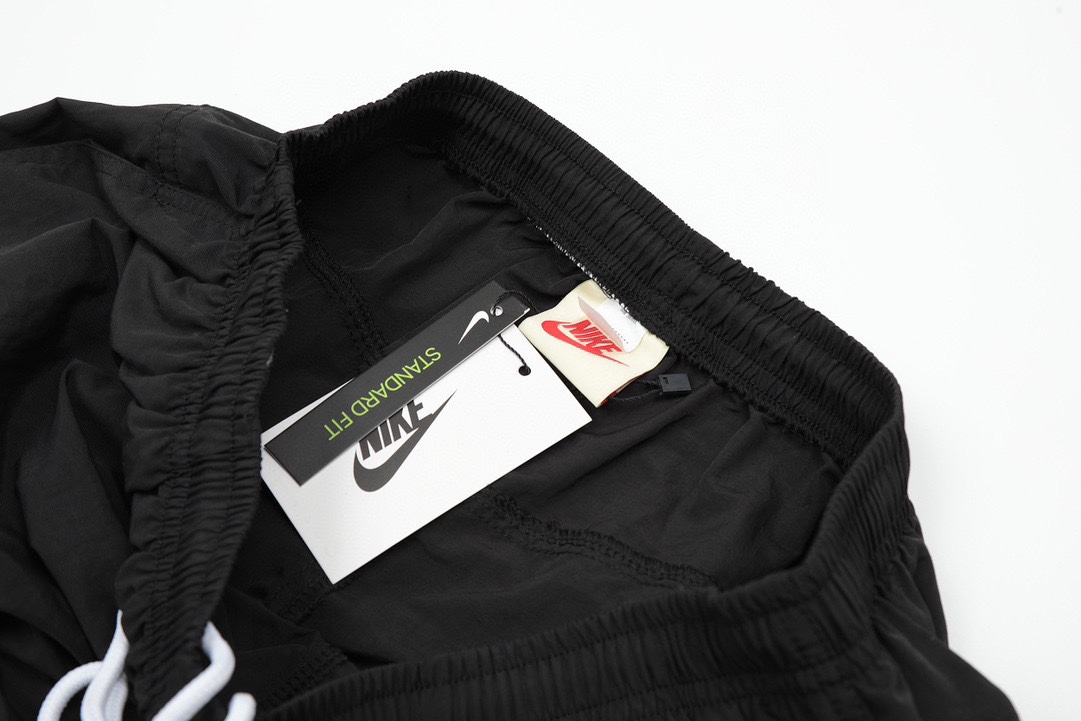 Stussy x Nike Basketball Shorts Collaboration: Street Culture Meets Sportswear - 图片 9