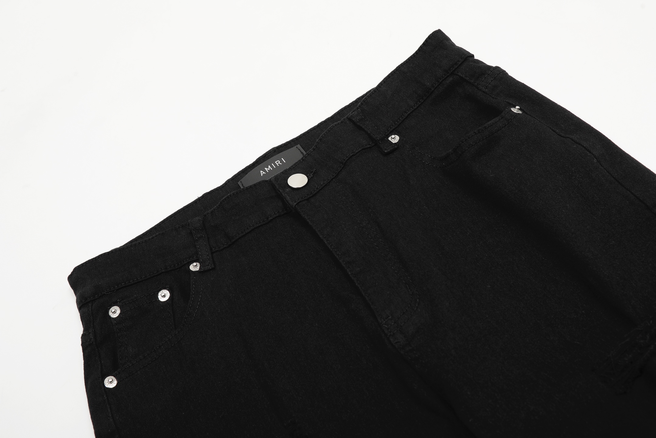 AMIRI Embroidered Jeans and Pants: Soft, Comfortable, Hand-Coded Custom Logo Buttons. - 图片 4