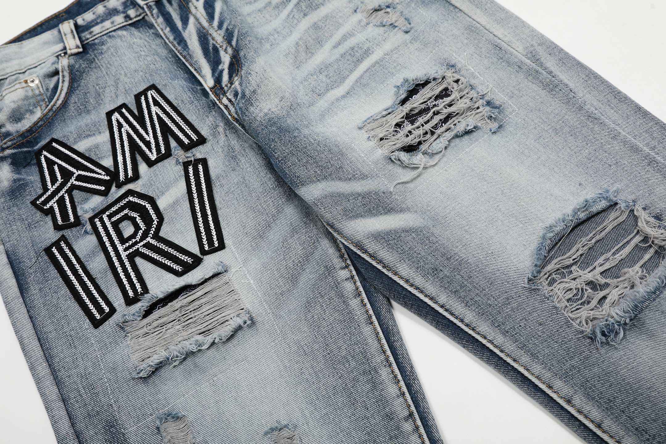 “Premium AMIRI Embroidered Jeans and Pants in Various Sizes and Colors” - 图片 9