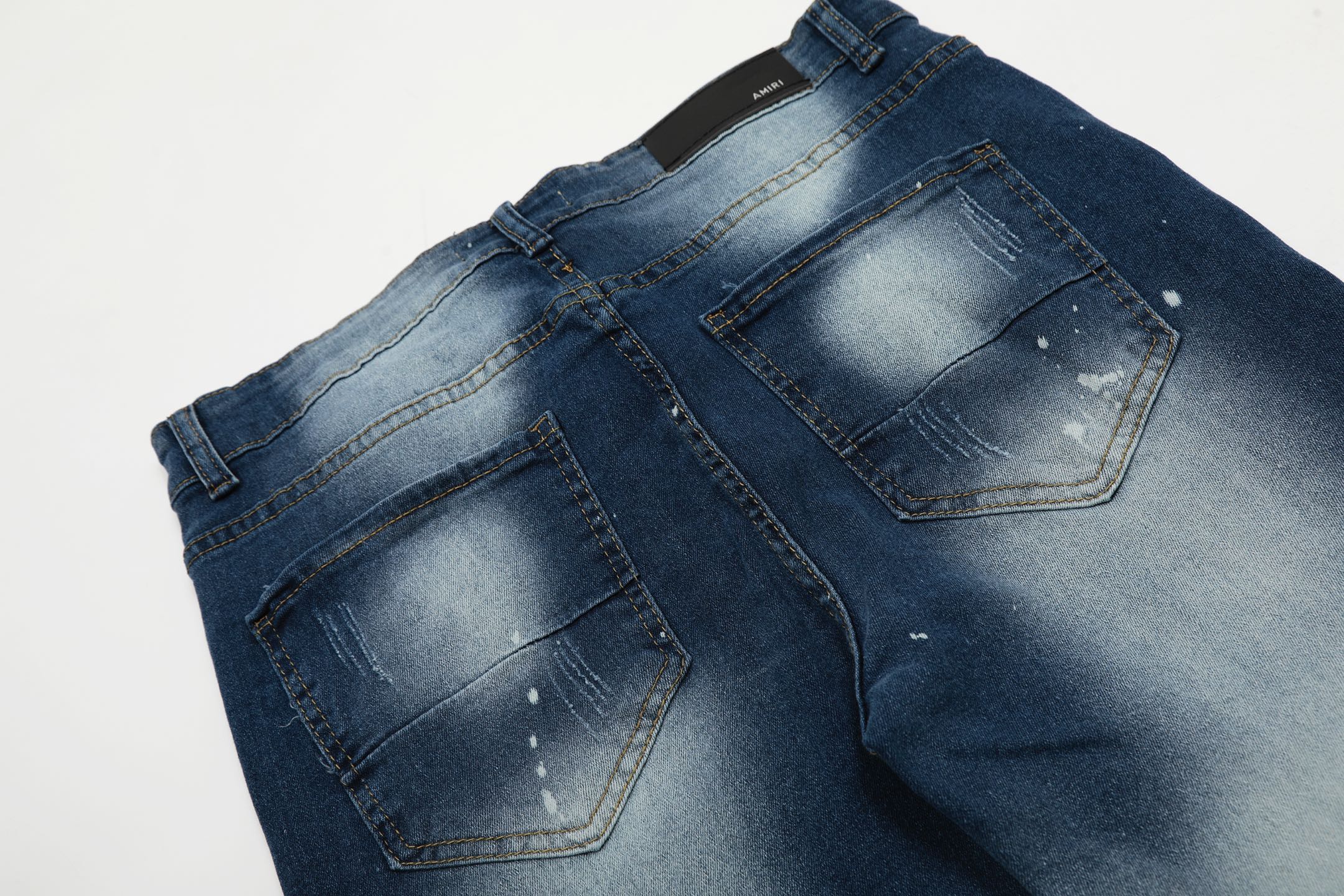 Amiri Fashion Brand Overview: Quality Jeans and Street Style for Fashion Players - 图片 8