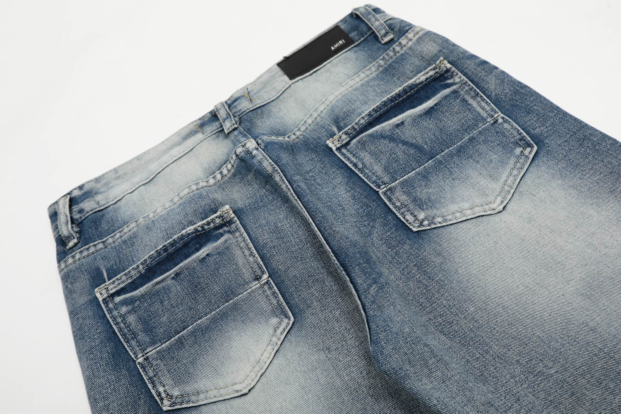 Amiri Brand: Unique Street Fashion with Quality Jeans and Variety of Styles - 图片 8
