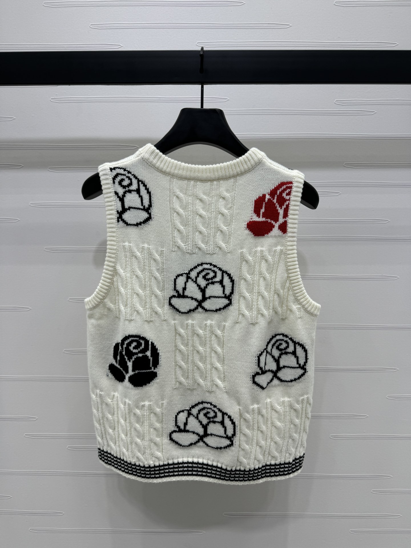 High Quality Women’s Cloaks with Plain Design Packaging: Synchronized Network, Crocheting Vests, Unique Plumbing Elements - 图片 7