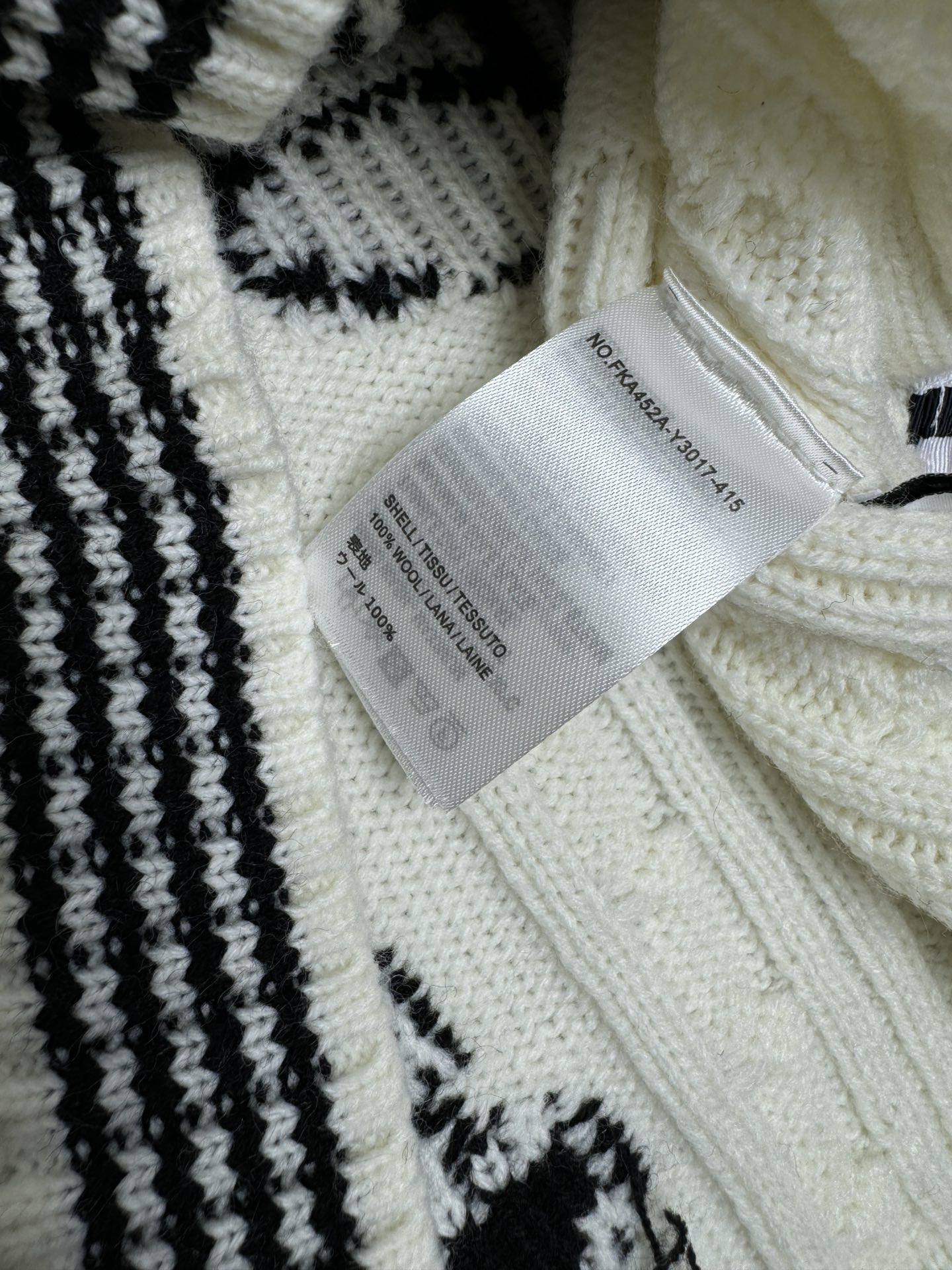 High Quality Women’s Cloaks with Plain Design Packaging: Synchronized Network, Crocheting Vests, Unique Plumbing Elements - 图片 8