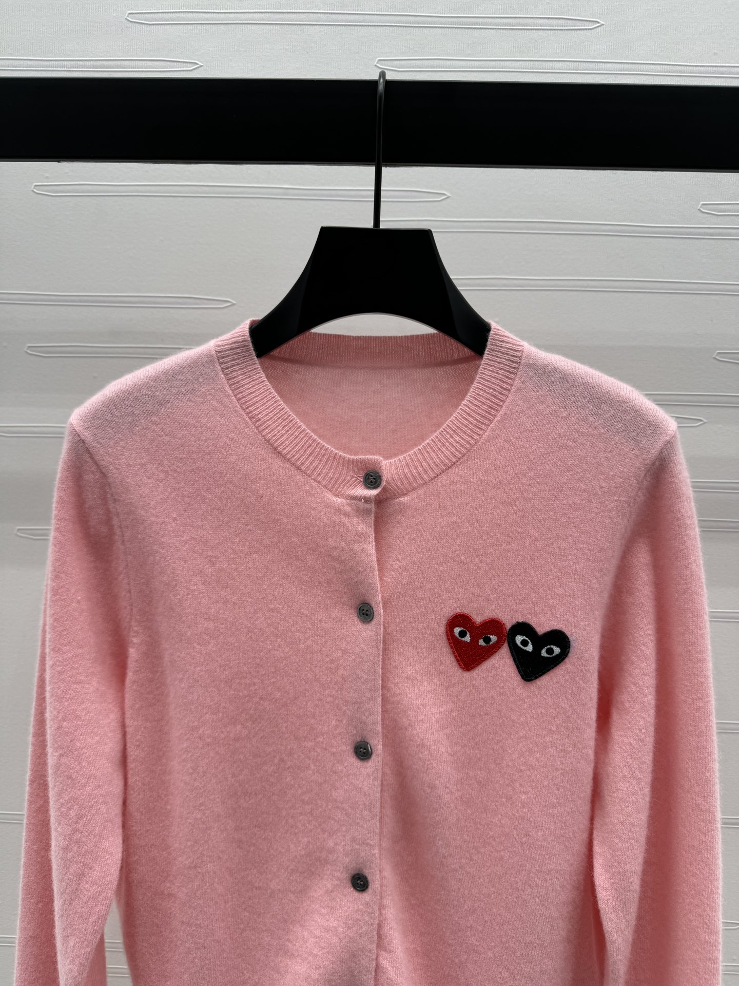 “2024 New Series: High-Quality Women’s Suit with Monolithic Pla Fabric and Badge Logo Embroidery” - 图片 4