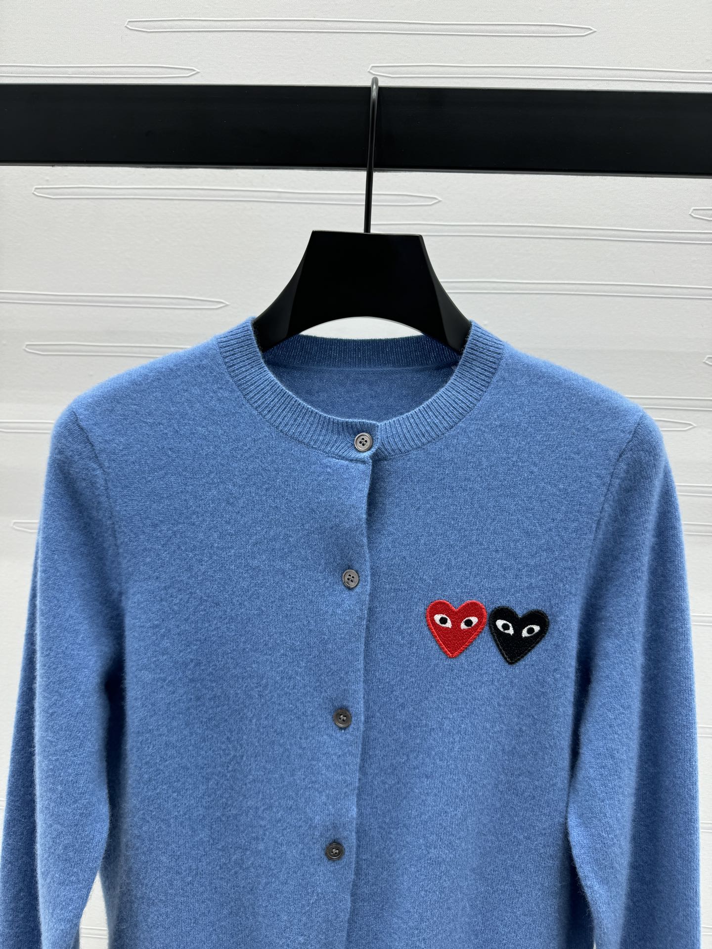 “2024 New Series: High-Quality Women’s Suit with Monolithic Design and Badge Logo Embroidery” - 图片 4