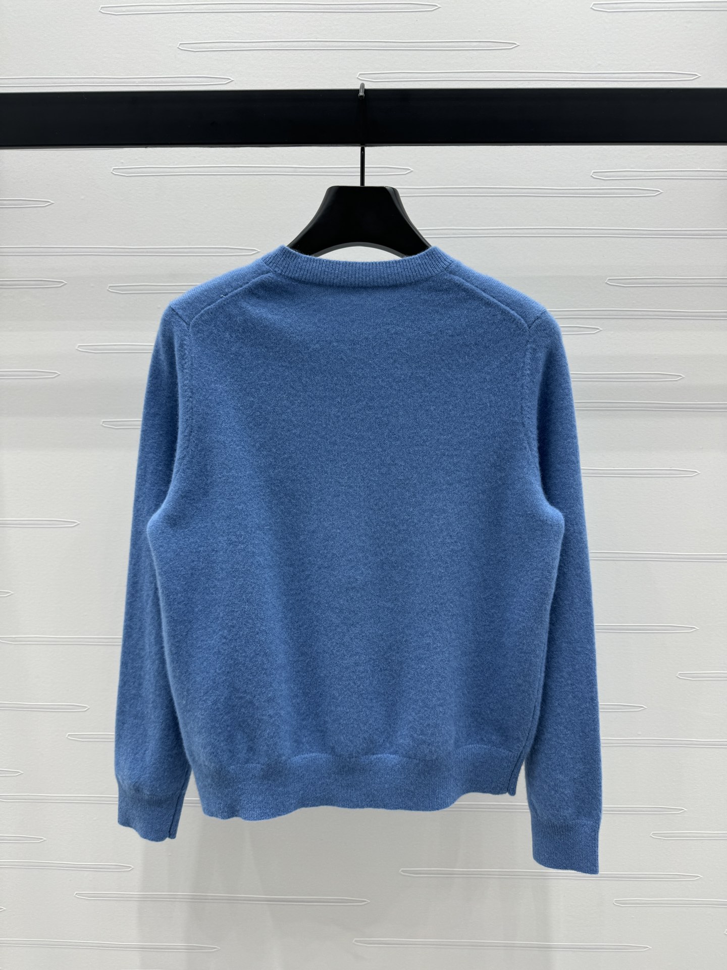 “2024 New Series: High-Quality Women’s Suit with Monolithic Design and Badge Logo Embroidery” - 图片 7