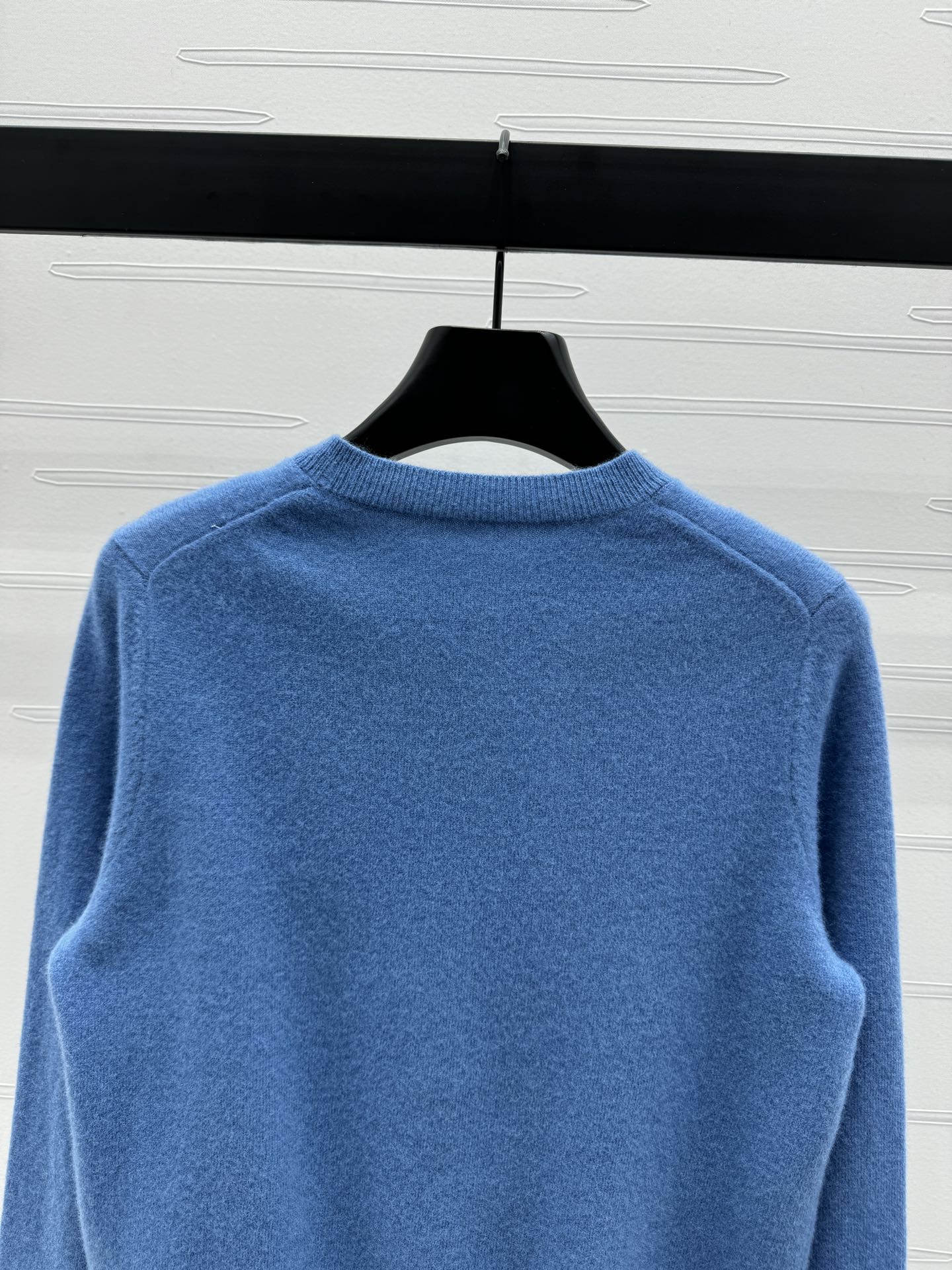 “2024 New Series: High-Quality Women’s Suit with Monolithic Design and Badge Logo Embroidery” - 图片 6