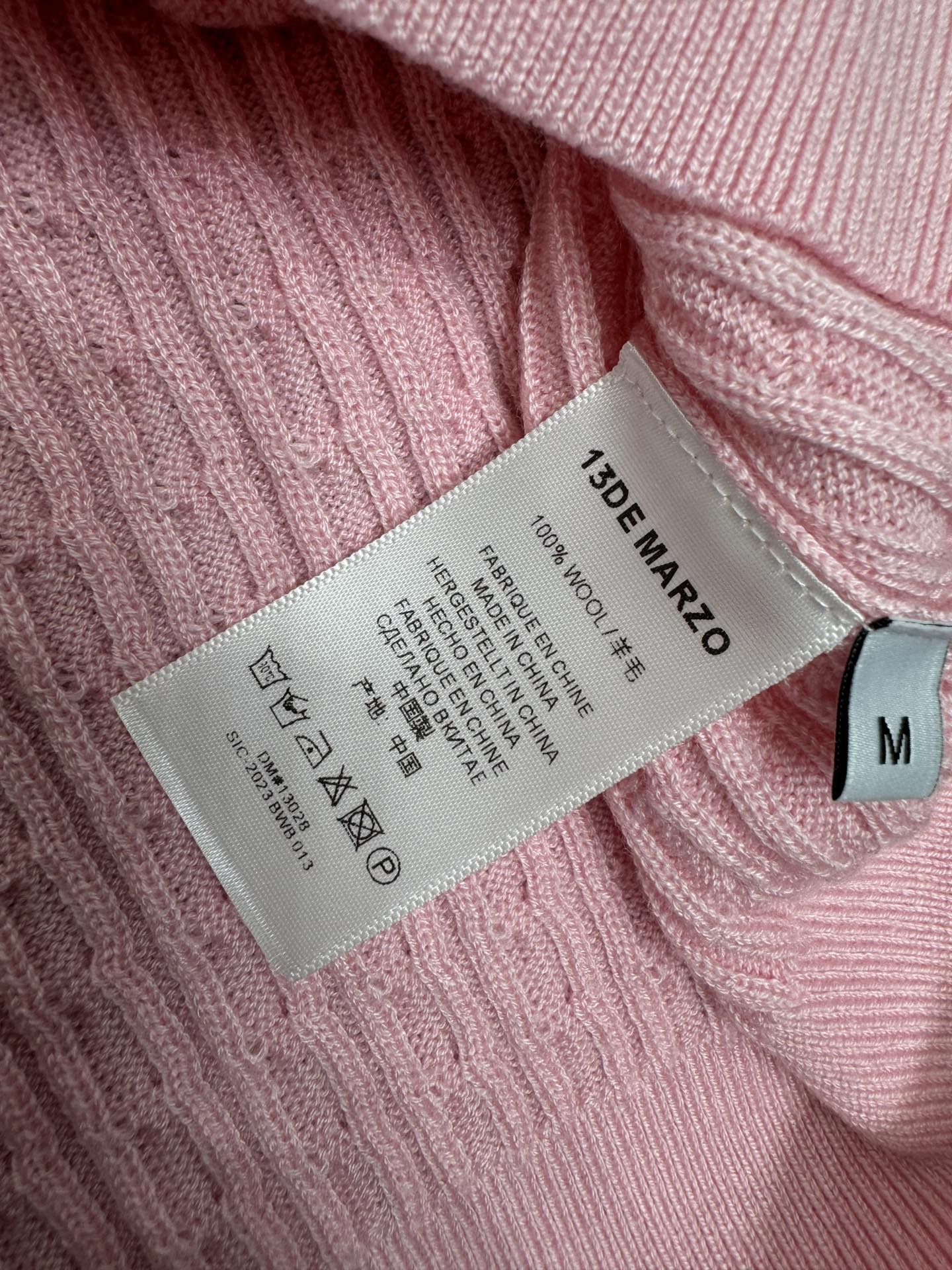 High-Quality Women’s Clothes Featuring Letter Logo Sweater for Fall/Winter 2024 - 图片 8