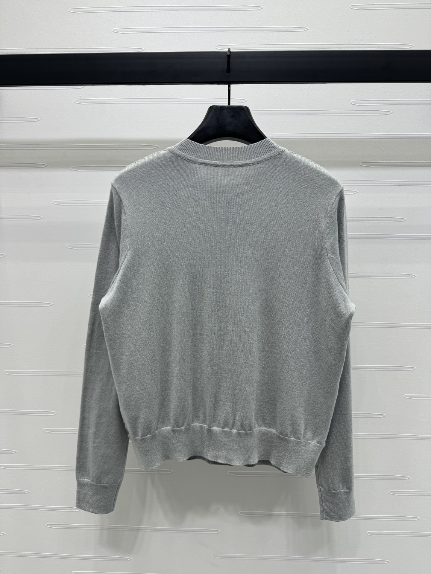 2024 Autumn Winter Women’s Clothes: High-Quality Top by Tory BURC - 图片 7