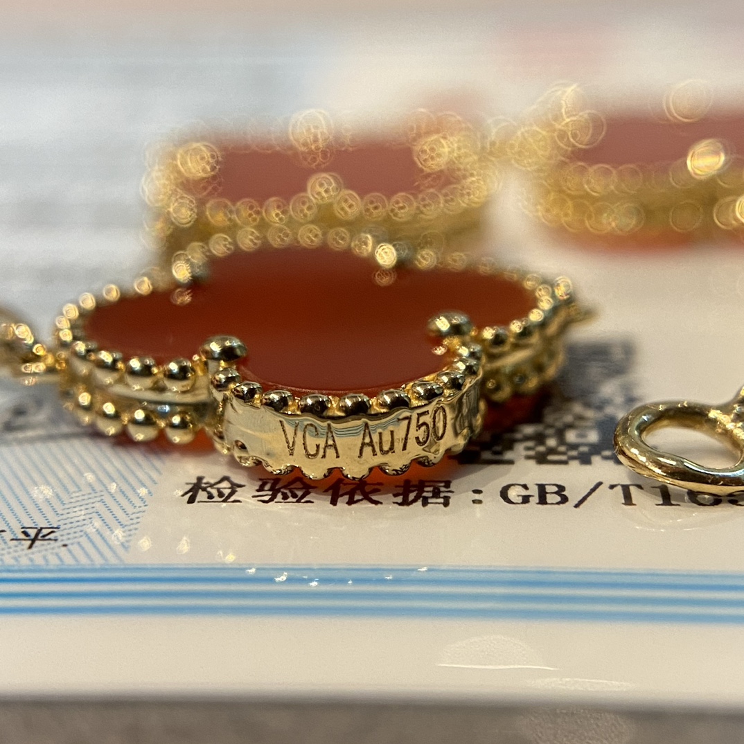 VCA Bracelet