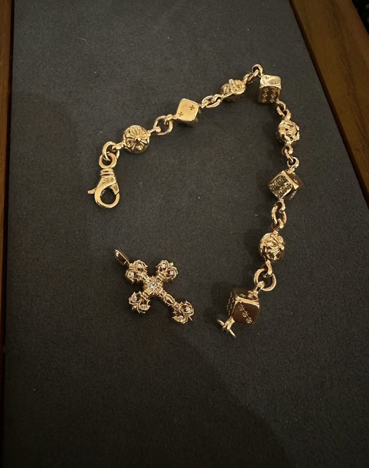 Gold-plated diamond-set custom, 22k real gold custom, bracelet & bangle