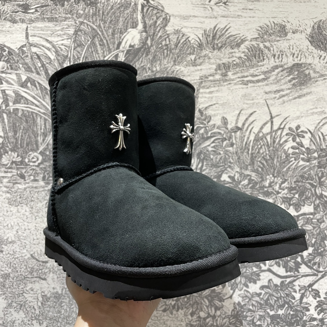UGG, shoe customization