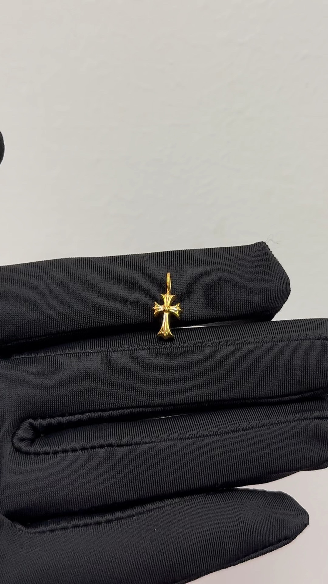 Gold-plated custom with diamond setting