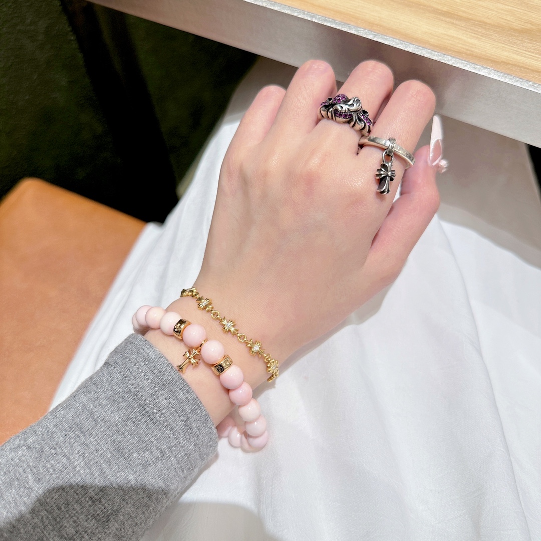 Silver bead bracelet