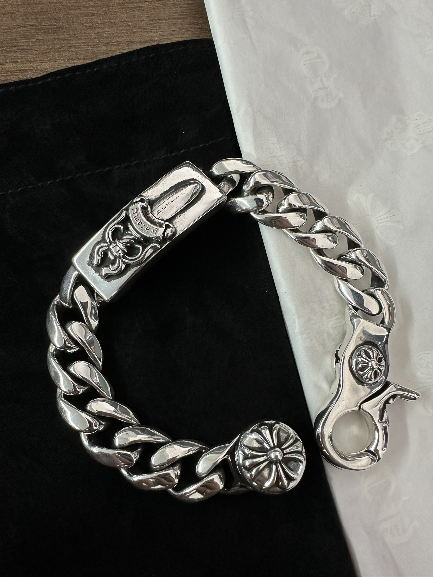 Bracelets & Bangles