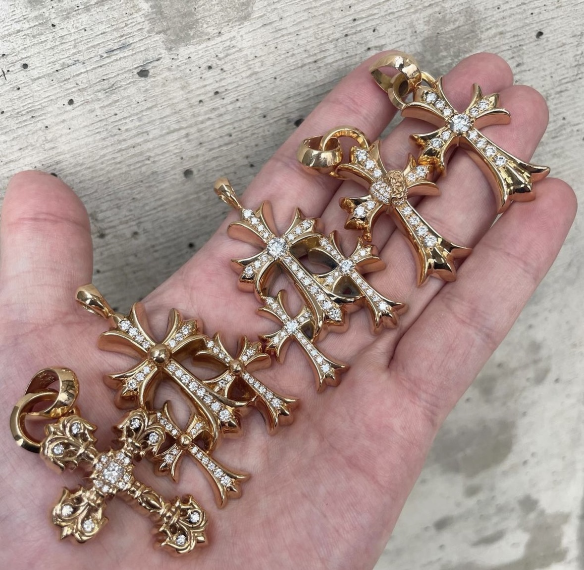 Custom Gold-Plated Diamond Setting, Necklace Pendant