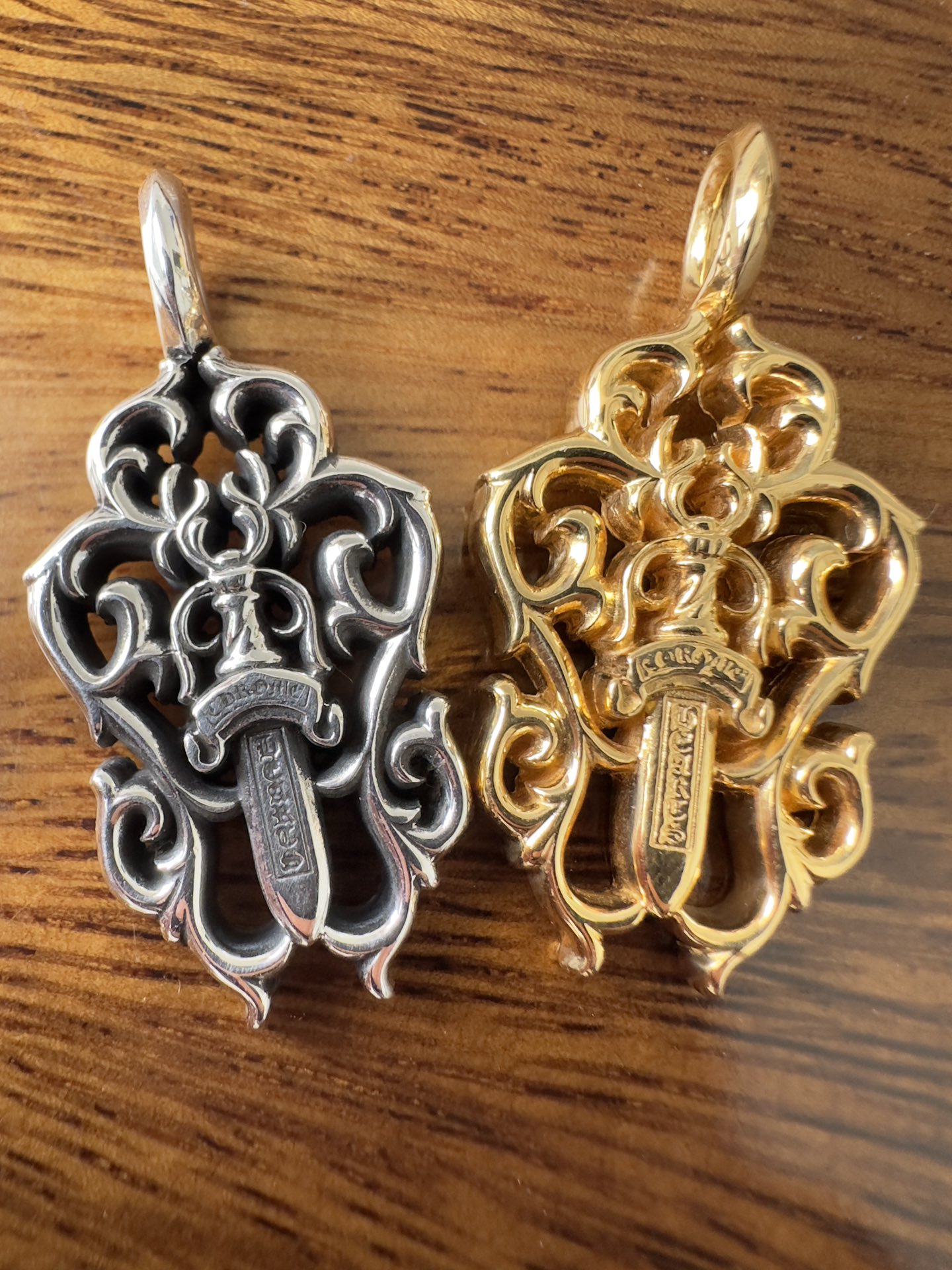 Gold-plated custom with diamond setting
