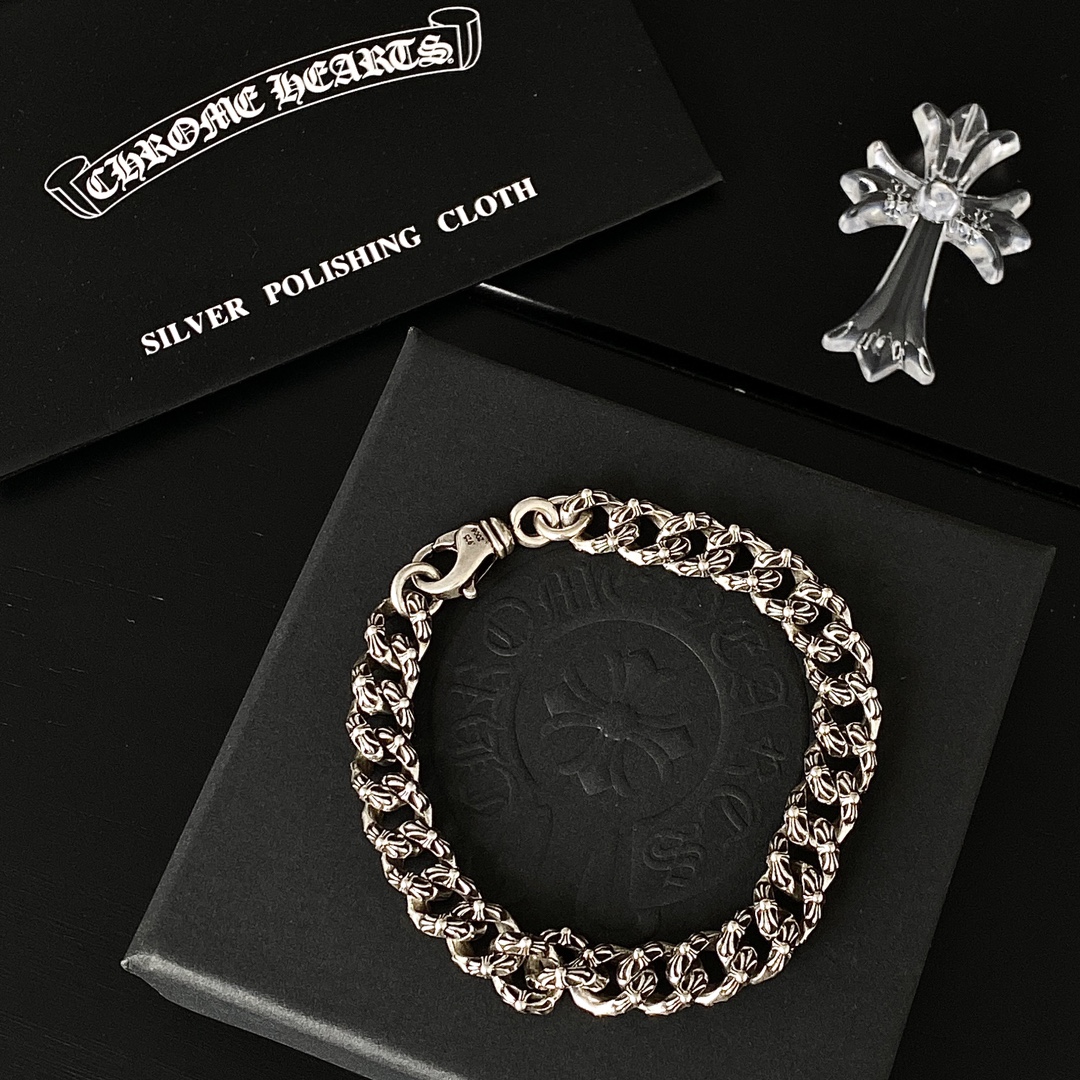Bracelets & Bangles