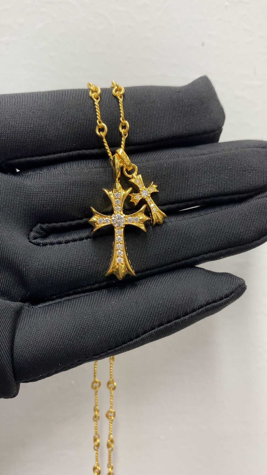 Custom Gold-Plated Diamond Setting, Necklace Pendant