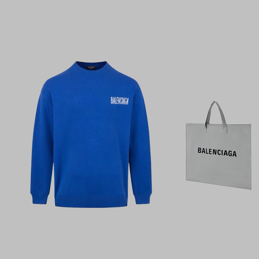 Top-Level Currency Distinction: DB Handbags 5 with Blue Coke Sweater - 图片 1