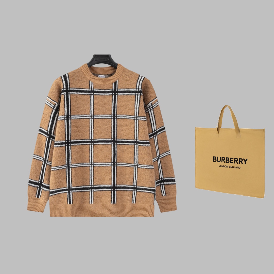 Fashion Styles with Custom Wool Fabrics for BBR’s Plaid Wool Collar Handbags