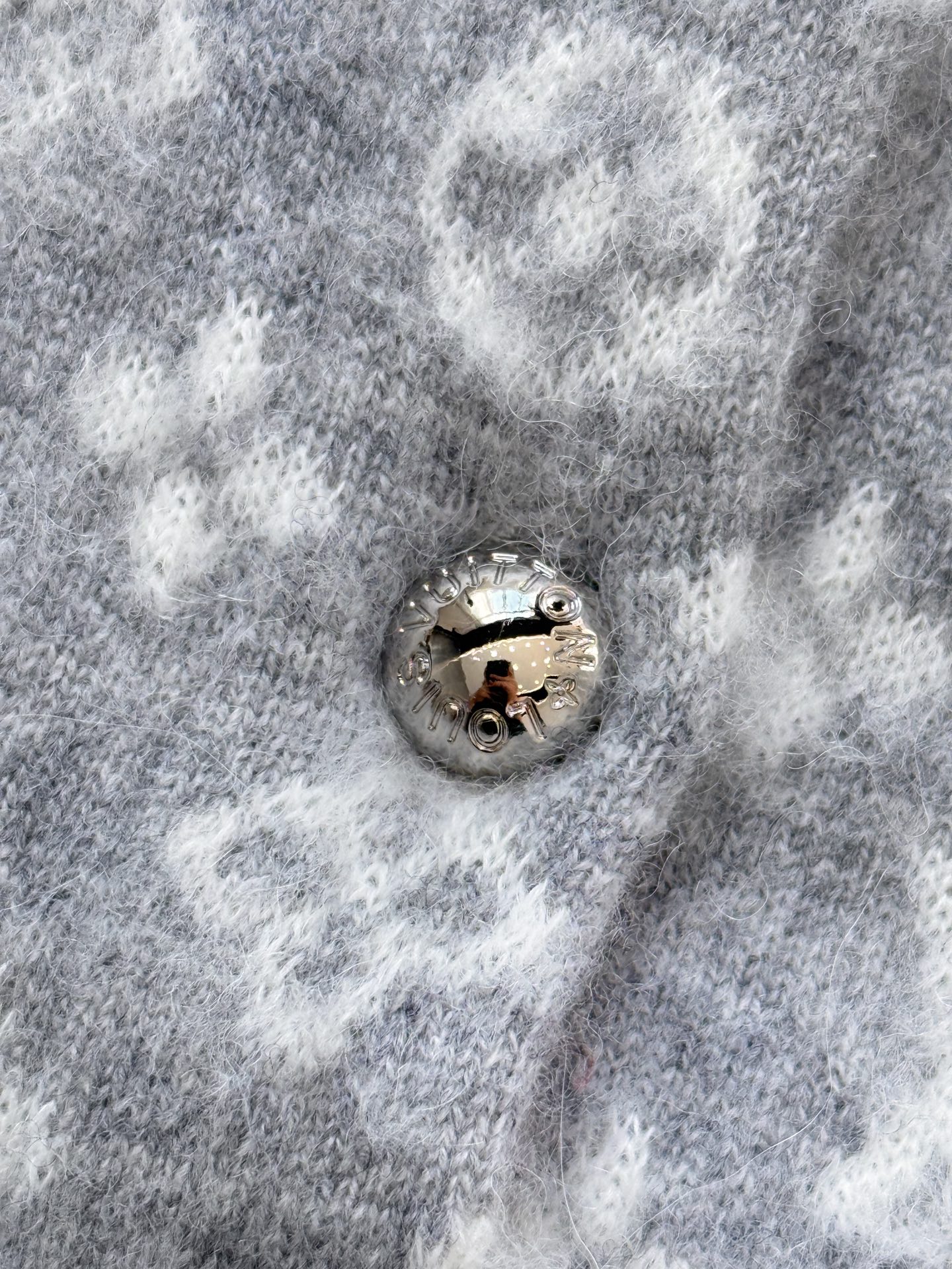 루이비통 25FW 여성 가디건 136551 Louis Vuitton Cardigan 썸네일 이미지